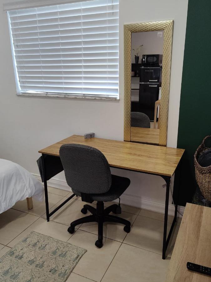 Affittacamere Private W/ Full Backyard, Bbq, 5min From Mia